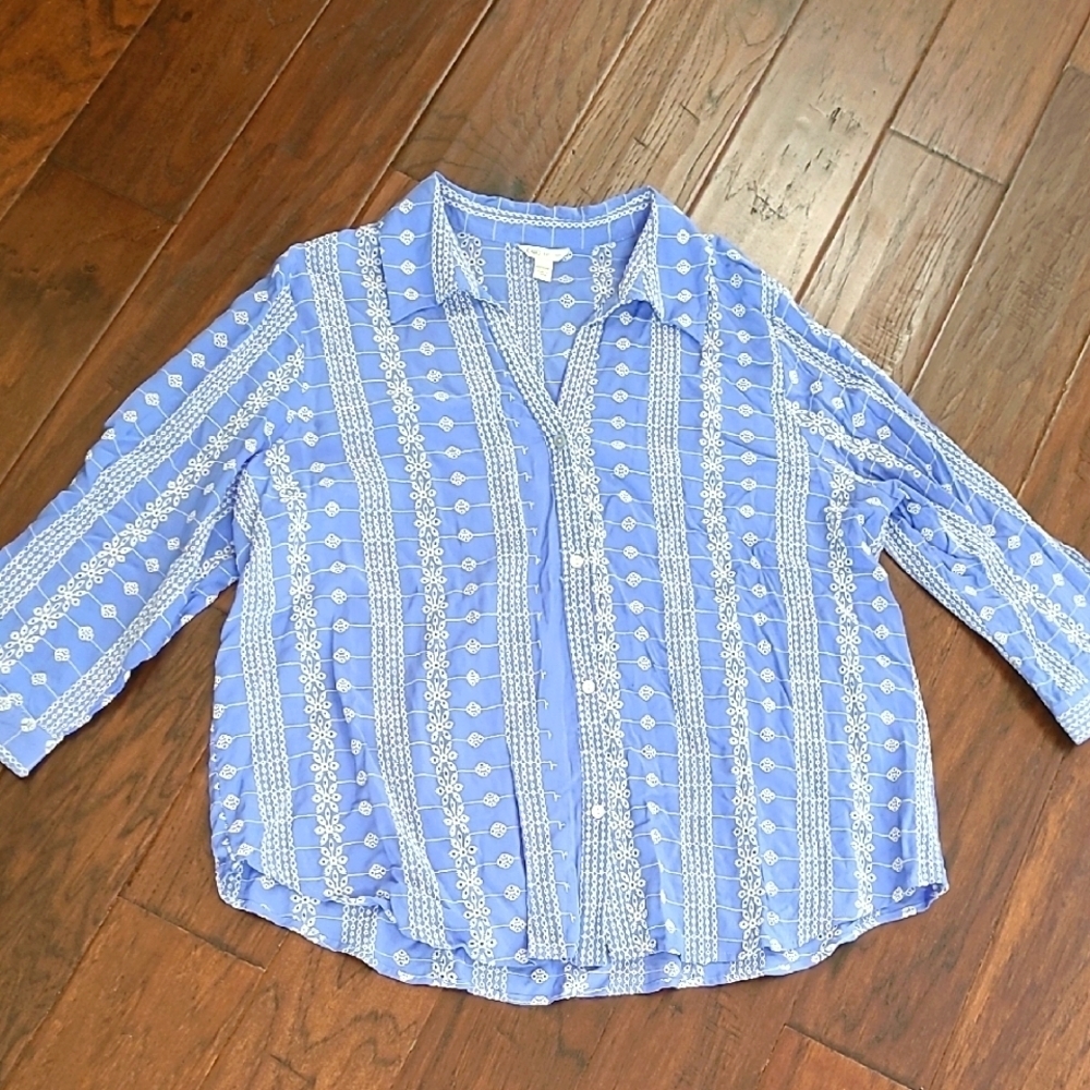 Cato Periwinkle Blue and White Embroidered Eyelet Button-up Blouse size 18/20W
